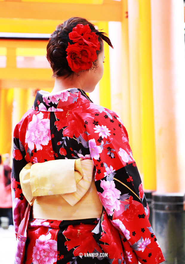 kimono-kyoto-fushimi-inari-taisha-4
