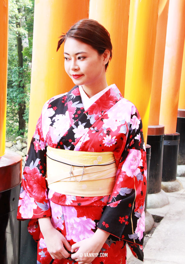 kimono-kyoto-fushimi-inari-taisha-7